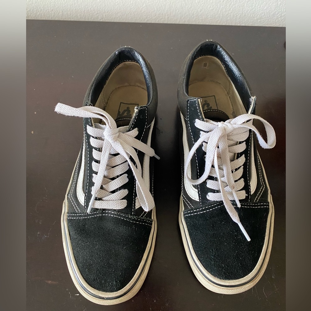 Classic vans broken in sneaker. Worn a million times so comfy